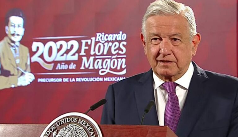 Reimpulsaremos la Descentralización, Anuncia AMLO y Reconoce a los Trabajadores al Servicio del Estado