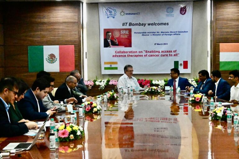 Llegará a México Desde la India Nuevo Tratamiento Contra el Cáncer: Marcelo Ebrard