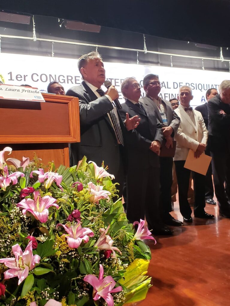 Un Exito, el Primer Congreso Internacional de Psiquiatría; Urge Atender la Salud Mental en México