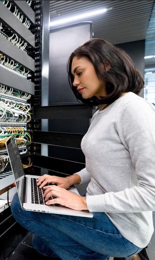 Los Ciberataques, También se Previenen con Capacitación: Tecmilenio