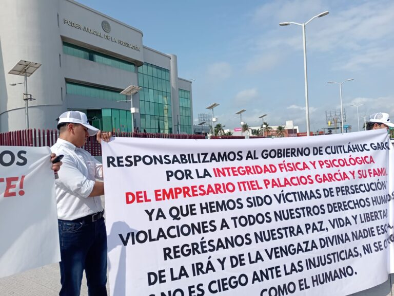 Veracruzanos Exigen al Gobernador, Cuitlahuac García, Libertad y Justicia Para Itiel Palacios