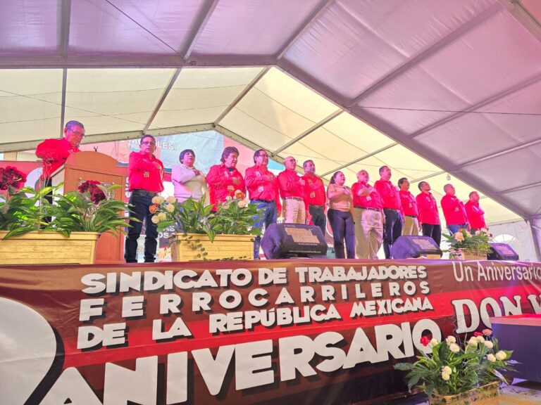 Sindicato Ferrocarrilero Conmemora su 92 Aniversario, en Todas sus Sedes del País
