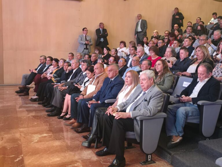 FSTSE: Brinda Orientación y Apoyo, la Feria de Servicios del ISSSTE