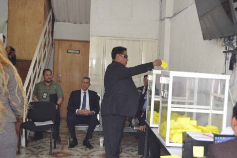 Reeligen a Diego Valdez Medina al frente del SUTPJ-CDMX