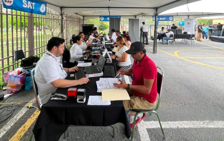 SAT Desplegará Oficinas Móviles en 46 Municipios de 24 Estados del País